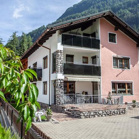 Haus Hrabovsky Apartment Langenfeld Luaran gambar